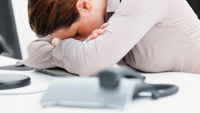 Cómo afecta el cambio de horario, consejos para dormir mejor
